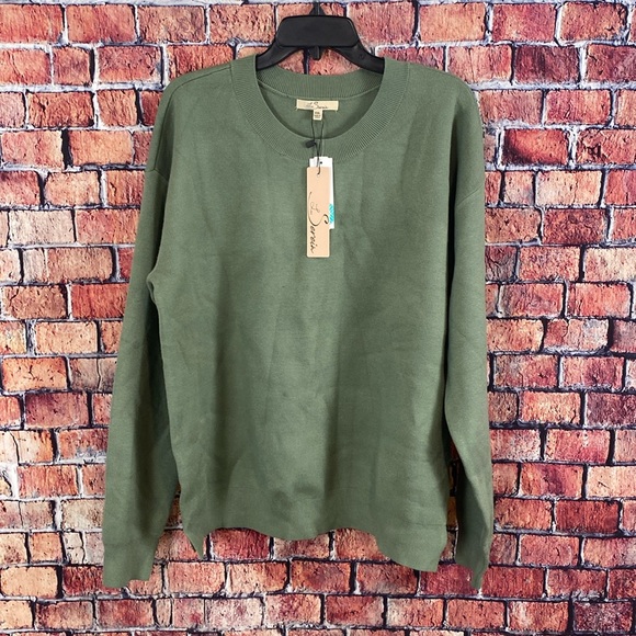 Les Serein Cassiopeia Long Sleeve Sweater in Olive - Picture 1 of 2